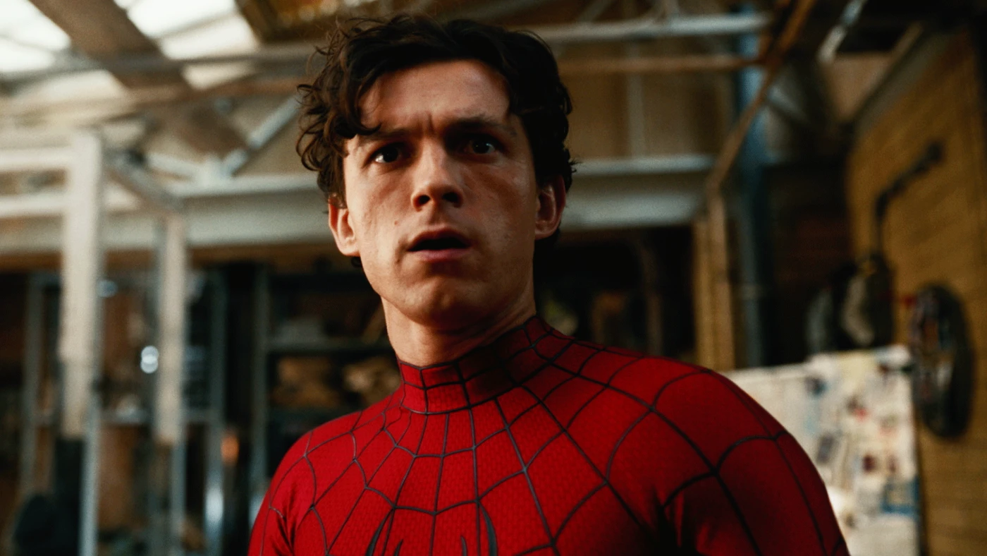 توم هولاند وزيندايا من أشد المعجبين بألعاب Spider-Man على PlayStation، Insomniac تدعوهم إلى جولة في الاستوديو